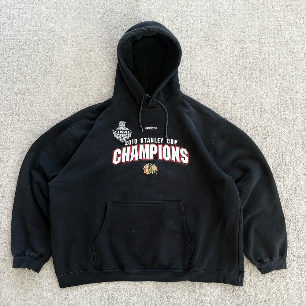 Reebok Chicago Blackhawks 2010 Stanley Cup Champions Hoodie - Black Mens XL